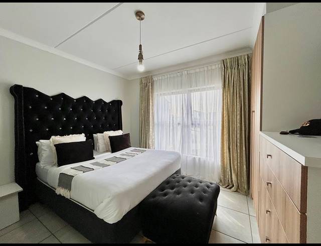 2 BEDROOM APARTMENT FOR SALE IN PRETORIA EAST
